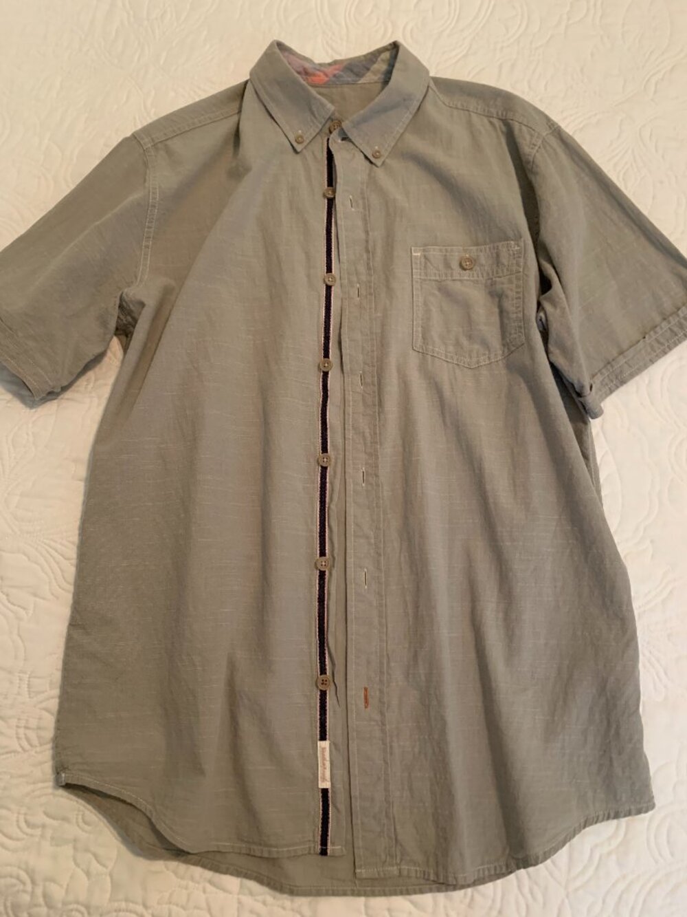Men's Weatherproof Short Sleeve Button-down Shirt - Size Medium